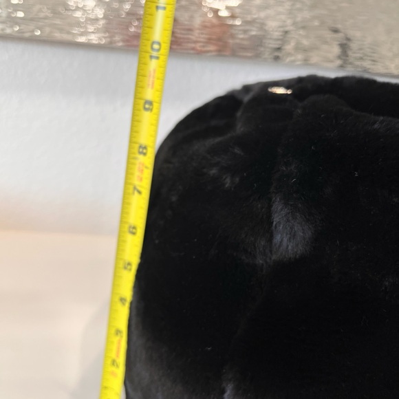 Z Gallerie Natasha weekender fur tote bag - Picture 8 of 14